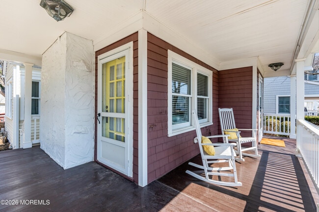 Photo - 111 Chicago Blvd