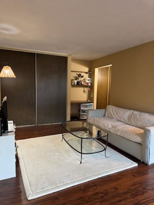 Photo - 930 Westbrooke Way Unit 930-2