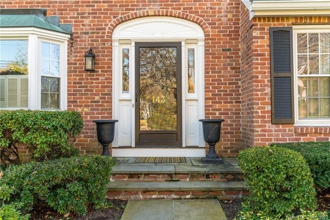 Photo - 143 East Ave Unit 143