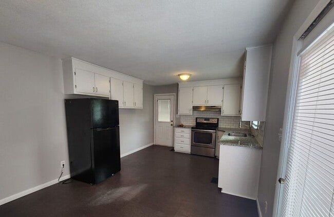 Photo - 7547 Decatur Dr