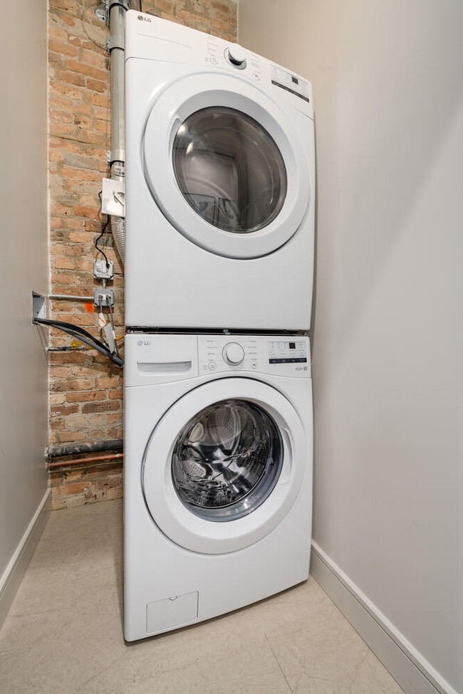 Photo - 1810 N Wells St