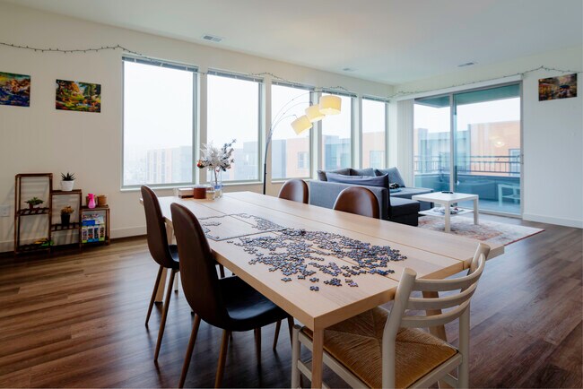 Harbor View Apartments