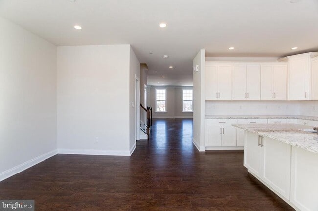 Photo - 65 Lila Ln