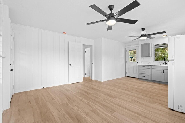 Photo - Available Now! Studio for rent in HPP! Unit #C