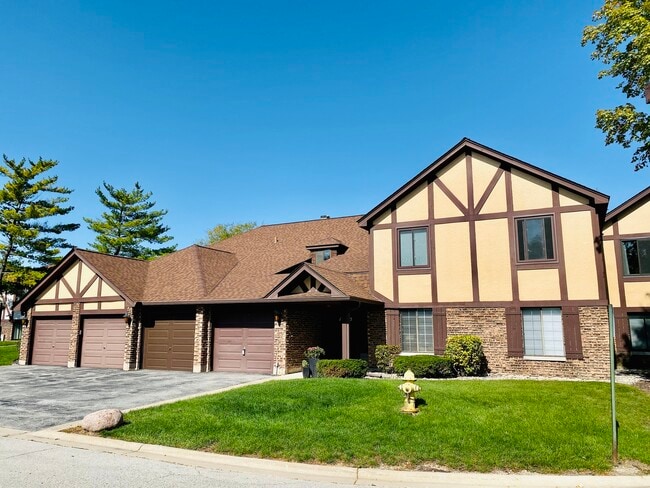 Photo - 1655 Dover Ct Condo Unit A