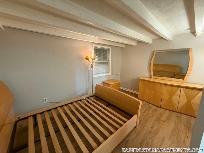 Photo - 1 Brigham St Unit 1