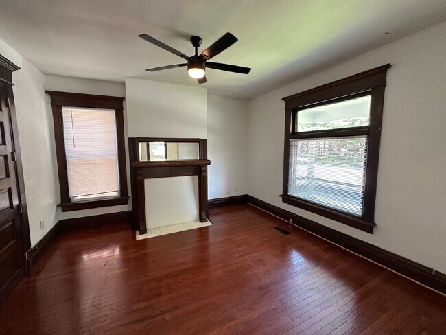 1837 N 4th St Unidad 1837