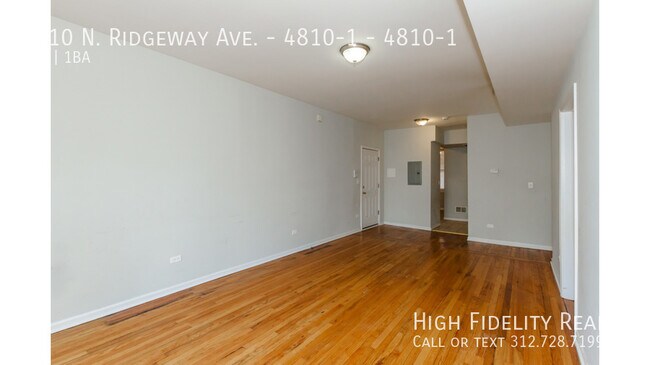 Photo - 4810 N Ridgeway Ave Unidad 4810-1