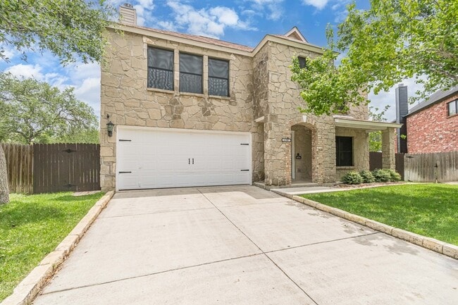 Building Photo - 11907 Altamonte Oaks
