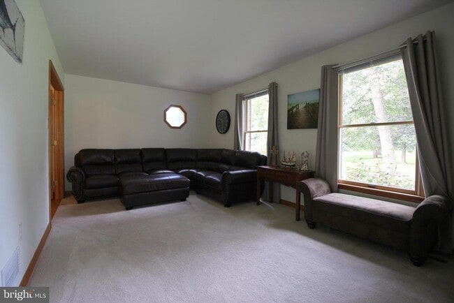 Photo - 314 Casey Dr