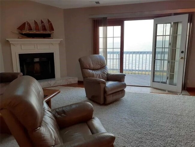 Photo - 3304 Baer Beach Rd Unidad C-13