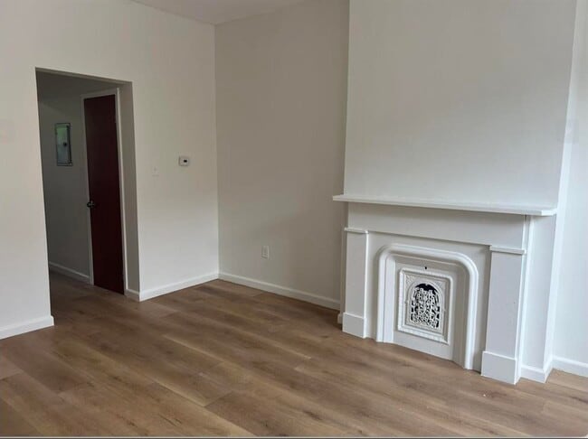 58 Astor Pl