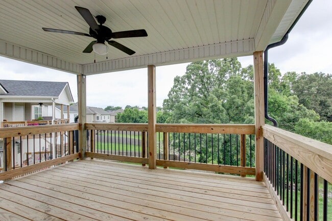 Photo - 1092 Barnhill Rd