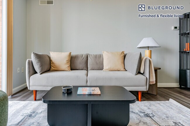 Photo - 4835 Cordell Ave Unidad SI FL9-ID1163