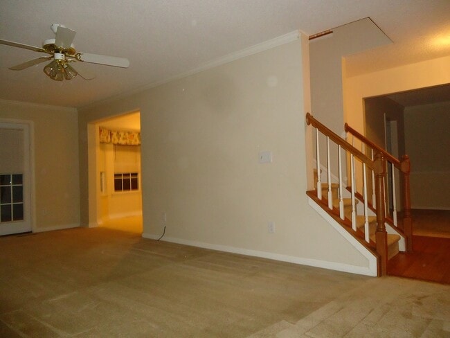 Photo - 2203 Oak Stream Ln