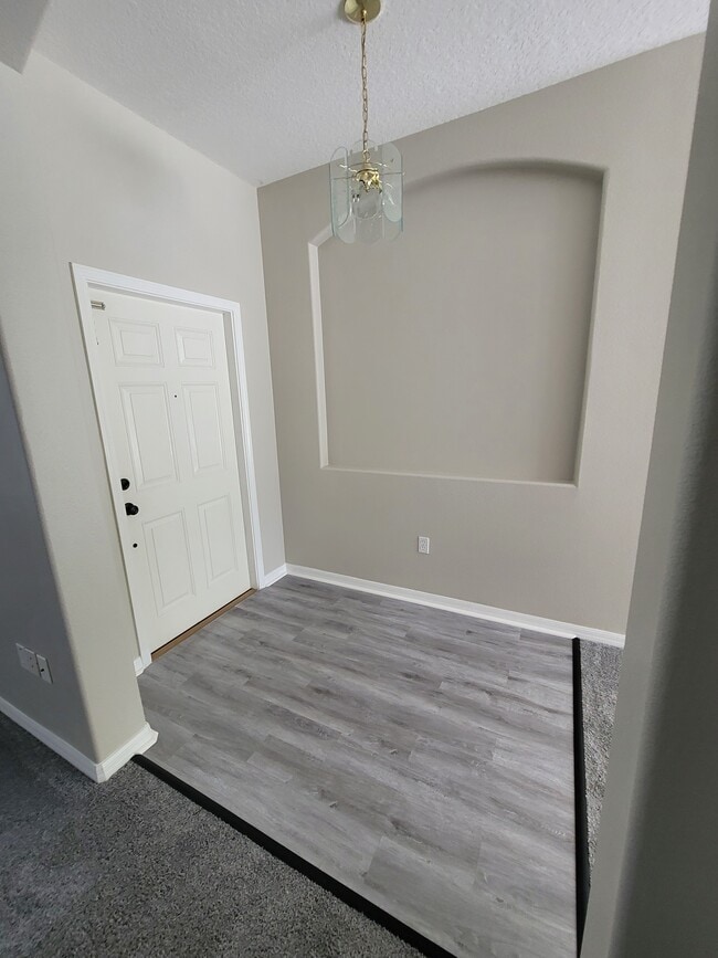 Photo - 13276 Bainbridge Way