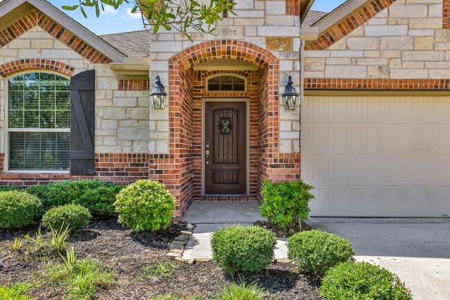 Photo - 15619 Windsor Bluff Dr
