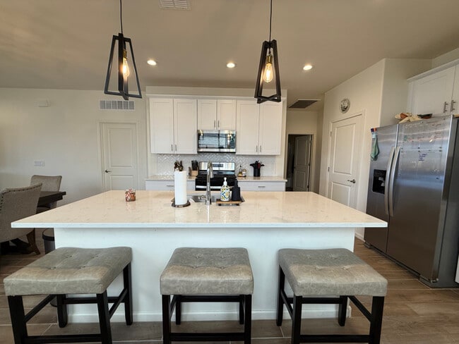 Photo - 174 N Spring Flower Dr