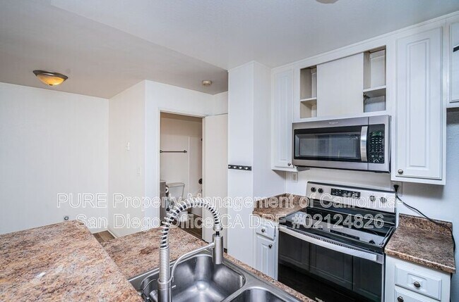 Photo - 3780 Swift Ave