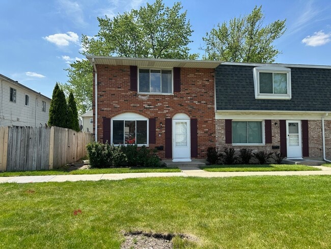 Building Photo - 1506 McKool Ave