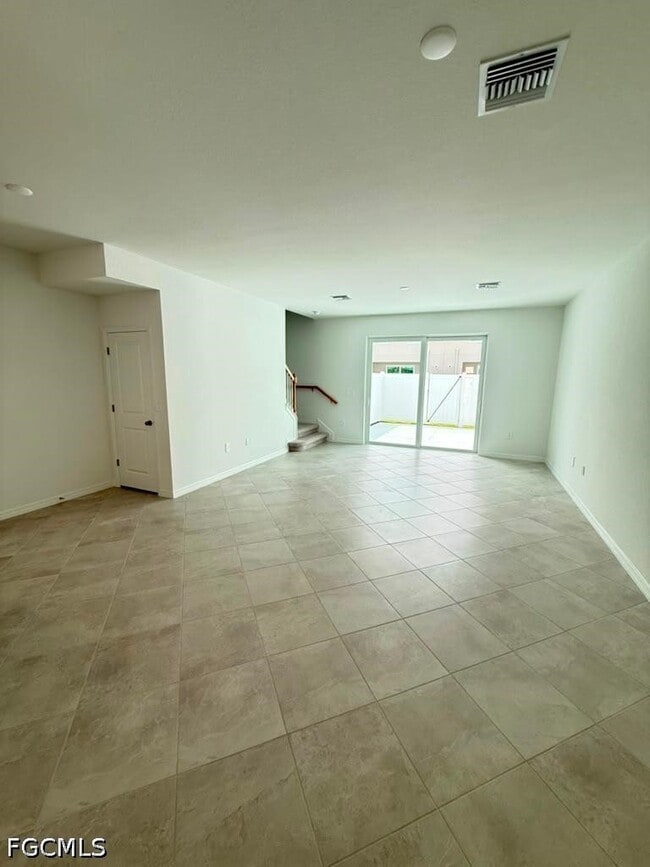 Photo - 14804 Bluewater Rd