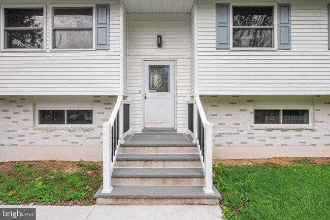 408 California Trail
