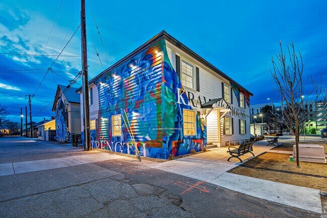 Photo - Kramer's House Downtown