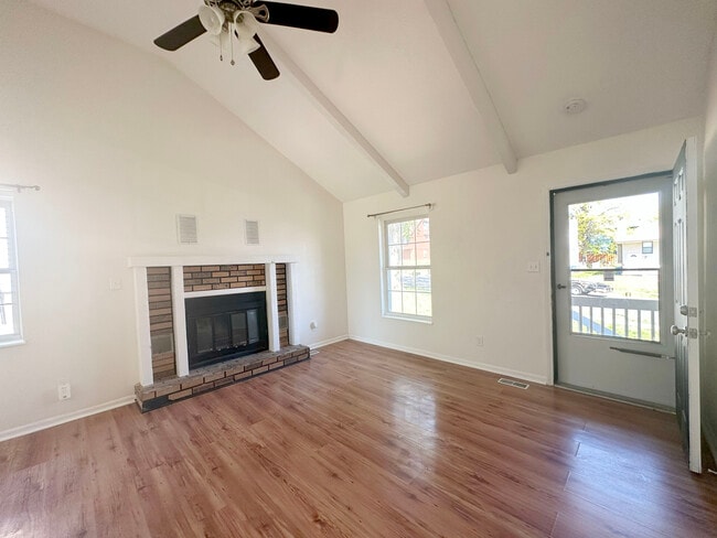 Photo - 1417 La Chateau Dr Unit 1417