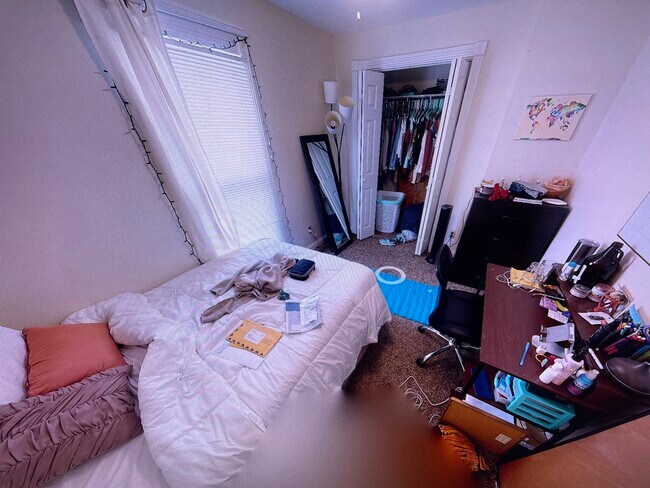 Bedroom 2 - 842 N California St