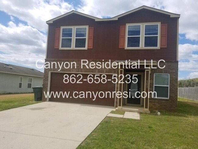 Building Photo - NEW APPLIANCES! Beautiful home in a great area, hurry it won't last long!
