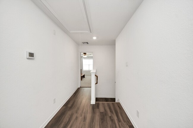 Photo - 26915 Wilderye Cv Ln