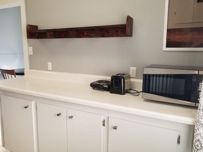 Photo - 130 E Main St