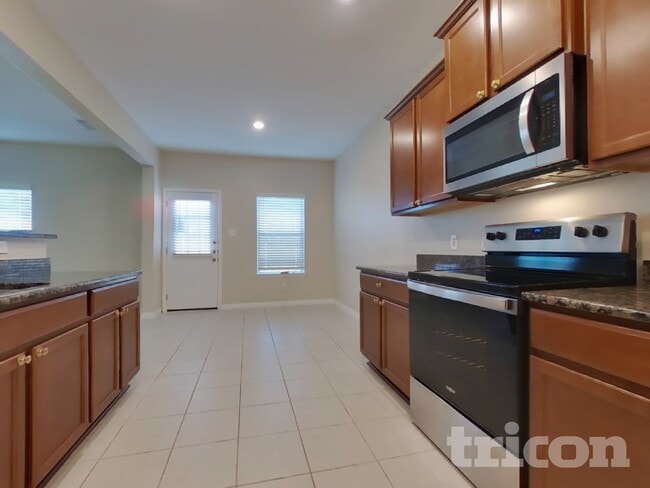 Photo - 401 Palomino Stand Dr