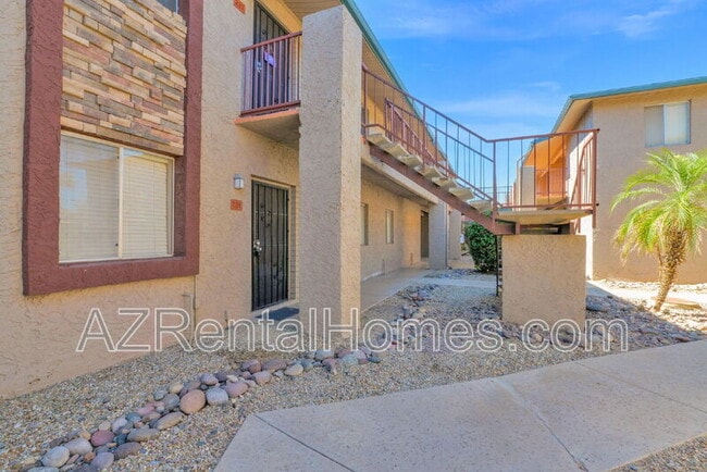 Photo - 4354 N 82nd St Unidad 131