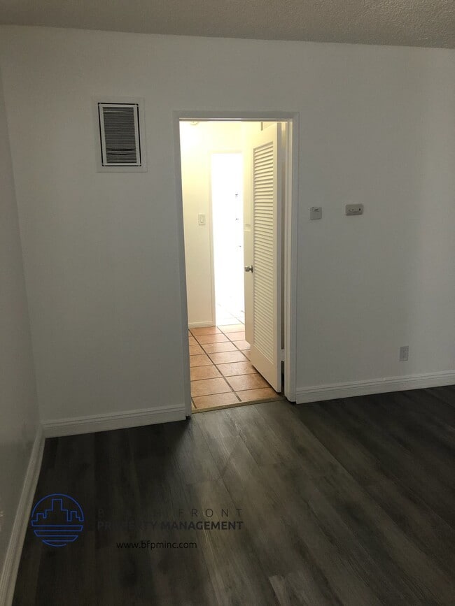 Photo - 6257 Friends Ave.