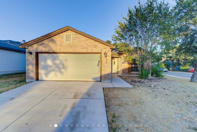 Spacious 3 bed!!! - Spacious 3 bed!!!