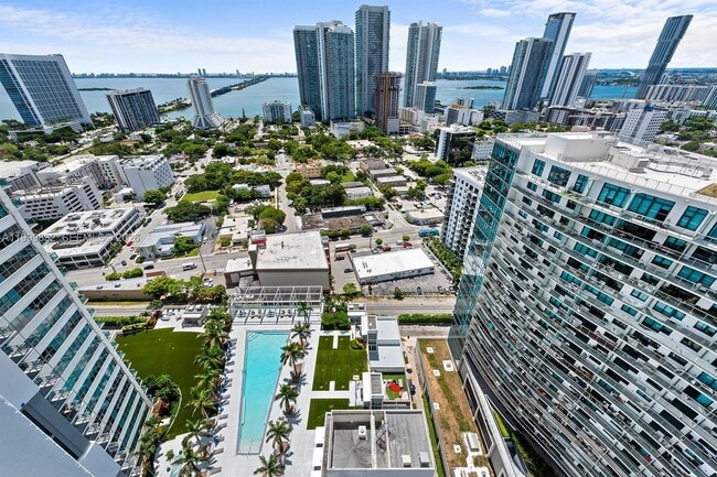 Photo - 3301 NE 1st Ave Unidad H2902