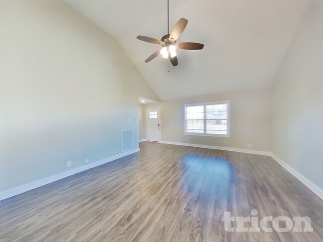 Photo - 2945 Lancelot Ln