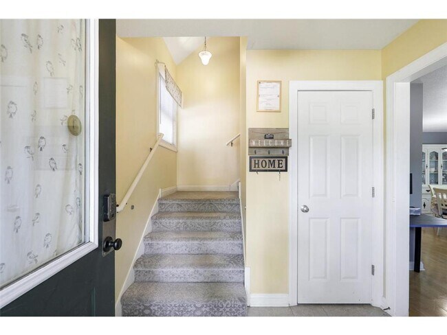 Photo - 582 State St