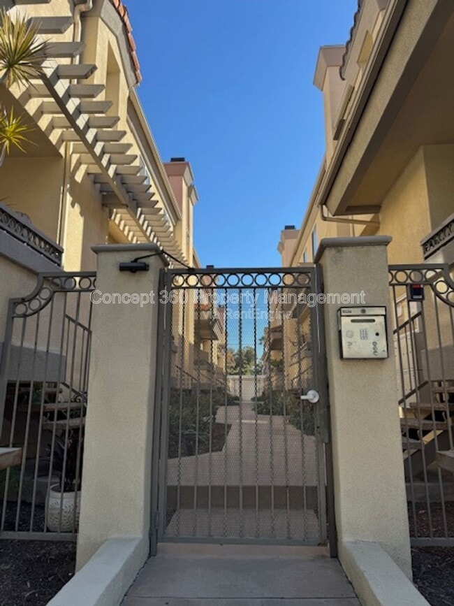 Photo - 3536 Linden Ave