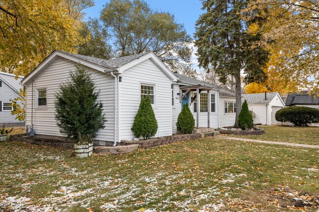 Photo - 8602 Oak Park Ave