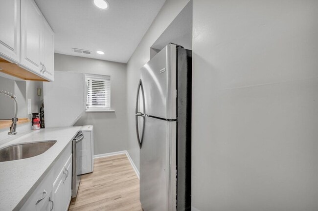 Photo - 1132 W 41ST TERRACE