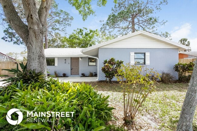 Building Photo - 816 65th Ave W