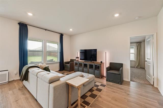 6439 Sand Dune Wy