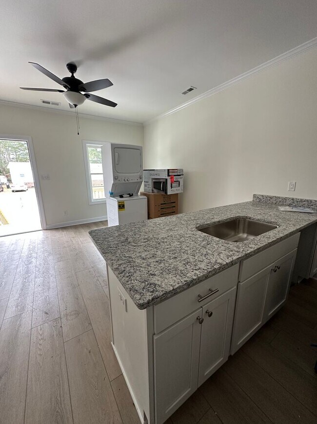 Photo - 904 Fort Totten Dr