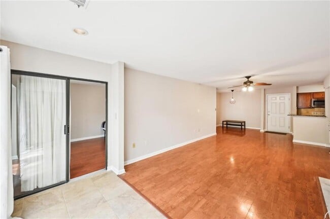 Photo - 2303 Pine Heights Dr NE