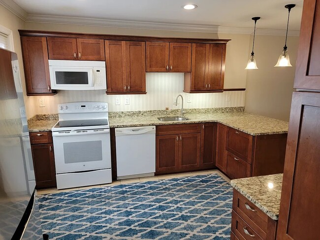 Photo - 1094 Cedar Ridge Ct