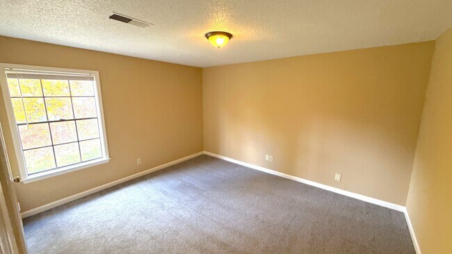 Photo - 6224 Skylight Dr