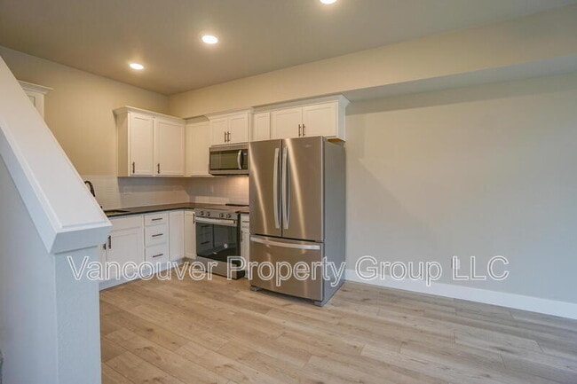 Photo - 2217 E Juniper Cir