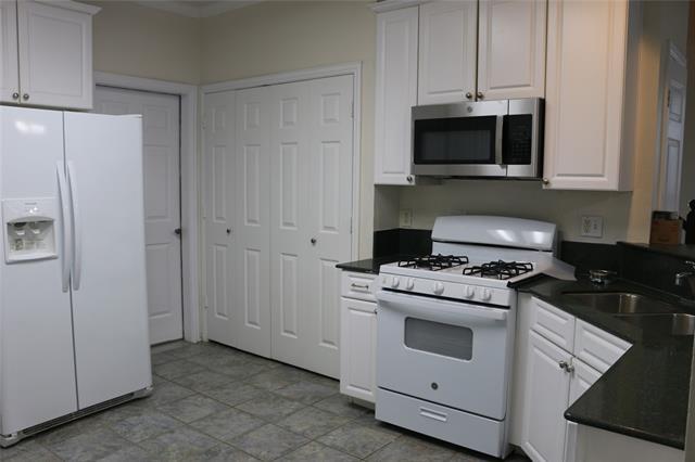 Photo - 629 Park Pl Dr
